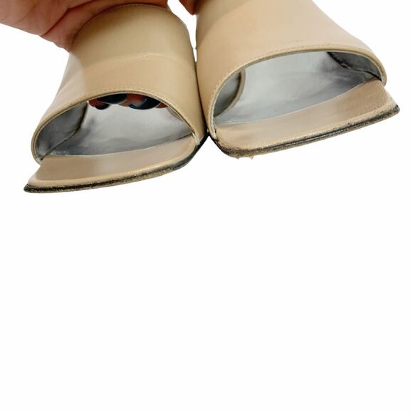 Excellent Bruno Magli Tam Leather Slingback Heel Sandal Size 7 - Picture 11 of 11